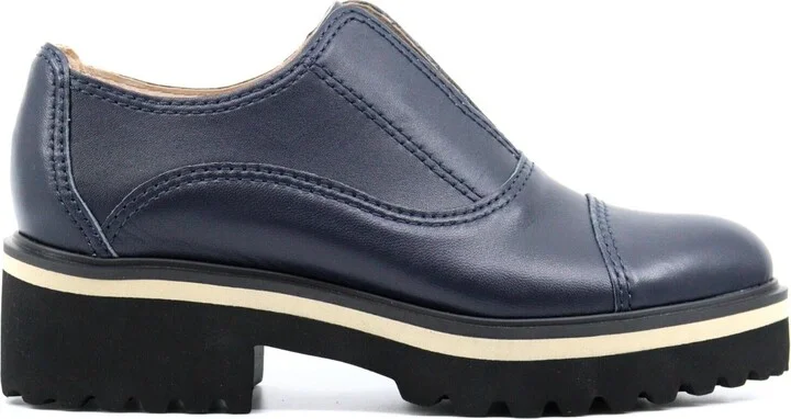 Women Cowman Lugg 23 Loafer In Navy