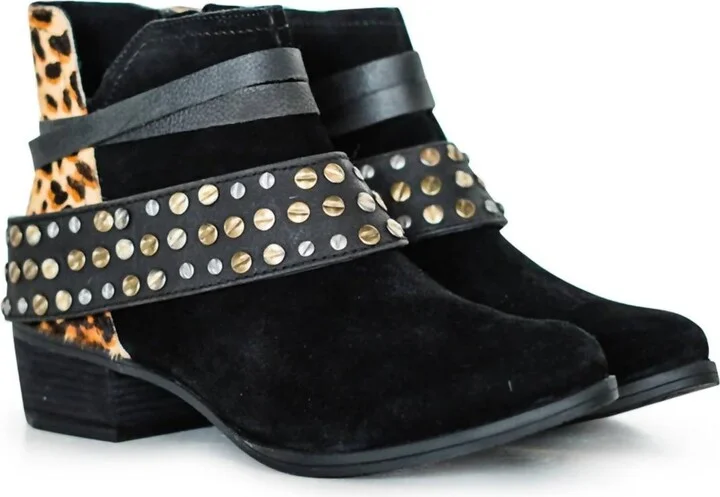 Women Crimson Bootie In Black
