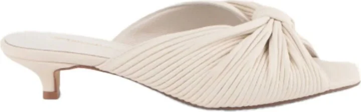Women Curfew Leather Kitten Heel In Cream