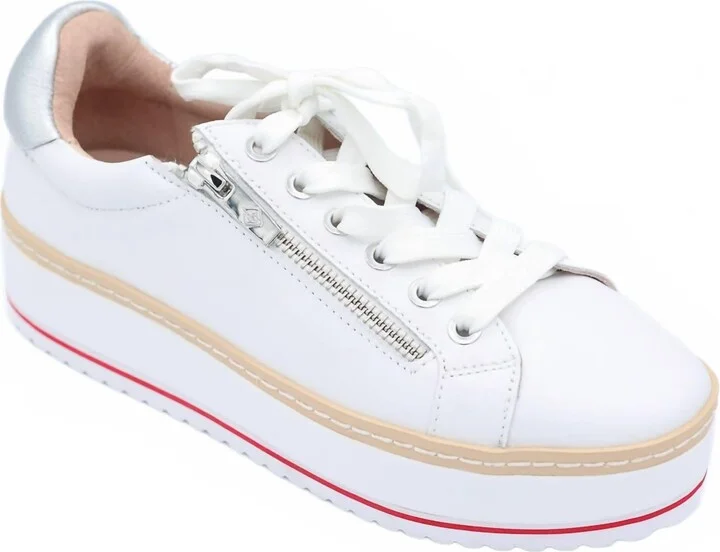 Women Dew Platform Sneaker In White