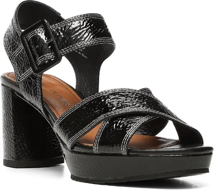 Women Geni Platform Heel In Black Crinkle Patent