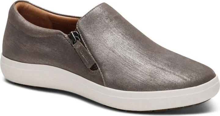 Women Jenna Slip-On Sneakers In Brushed Silver