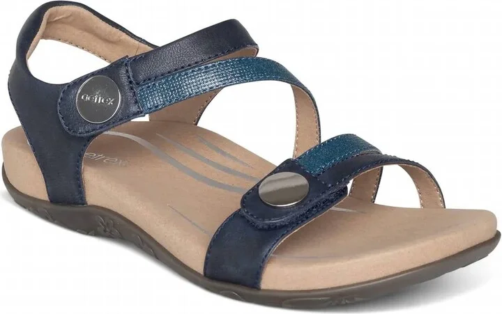 Women Jess Sandal In Navy
