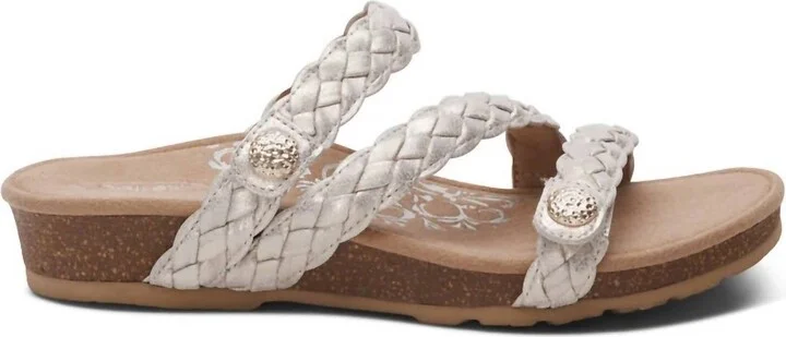 Women Josie Slide In Champagne