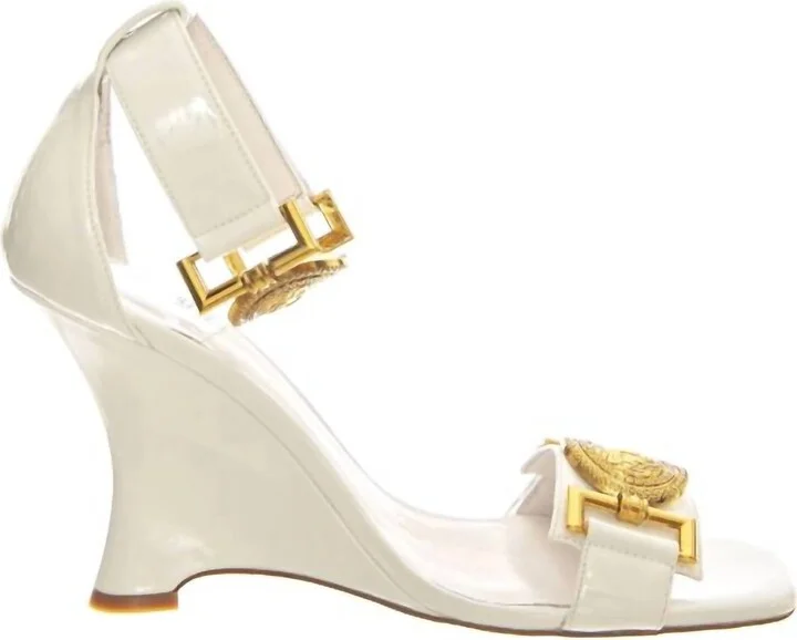 Women Leonite Sandals In White