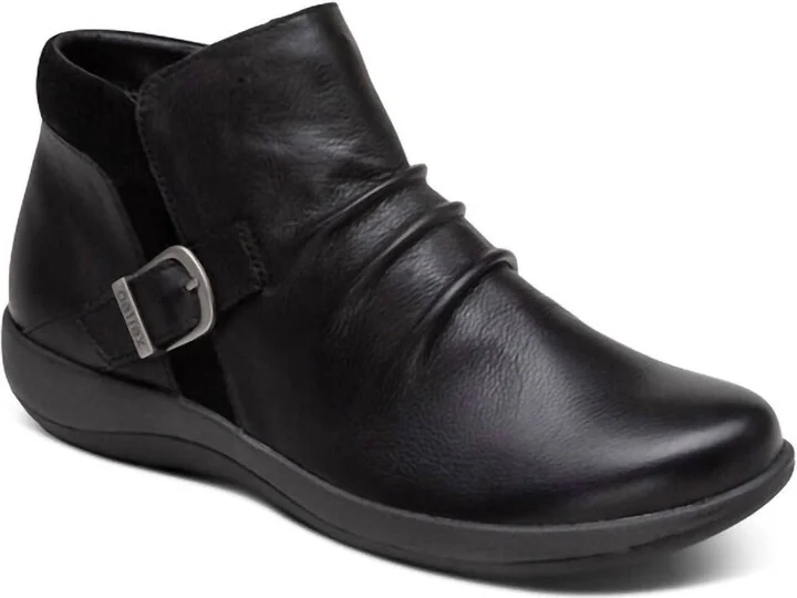 Women Luna Ankle Boot In Black