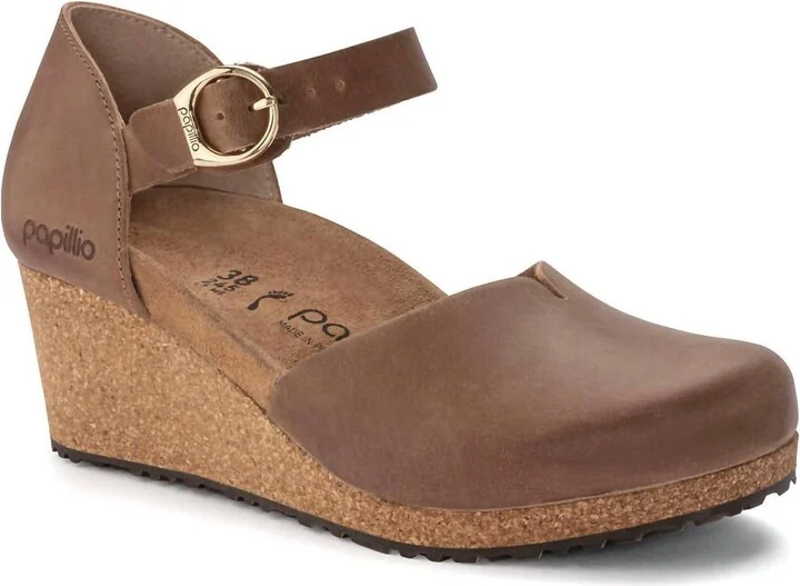 Women Mary Ring Buckle Sandal In Cognac
