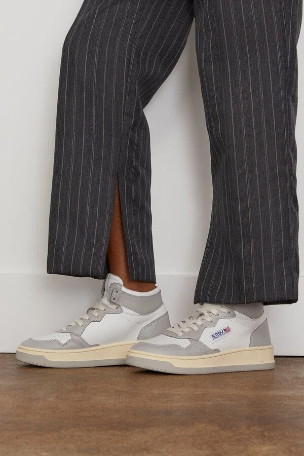 Women Mid Sneakers in White/Vapor - Image 2