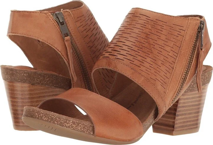 Women Milan Block Heeled Sandal In Tan