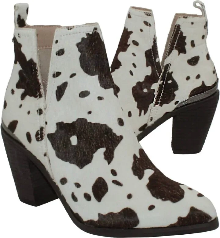 Women Mumba Boot In Black/white Cow