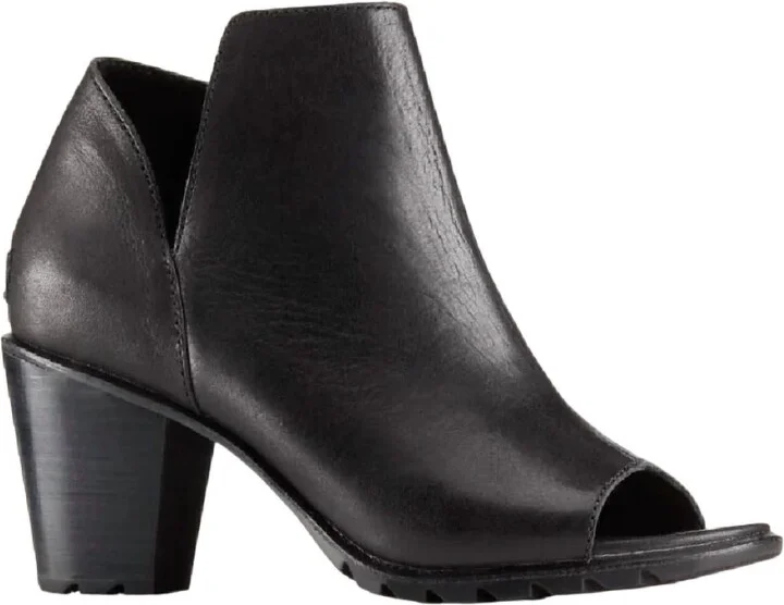 Women Nadia Ankle Boot In Black