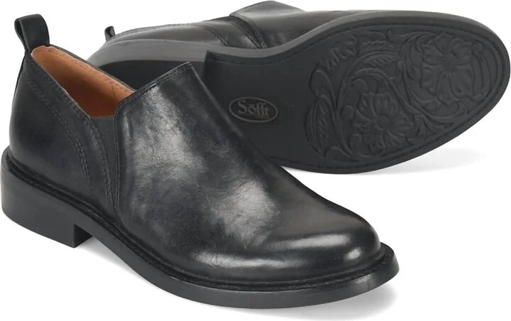Women Naisbury Ii Shoes In Black
