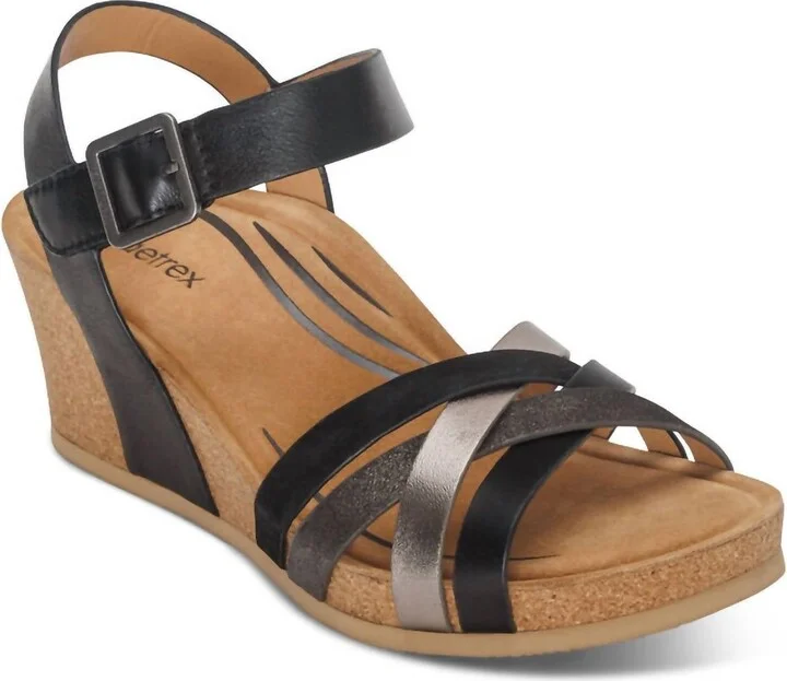 Women Noelle Wedge In Black