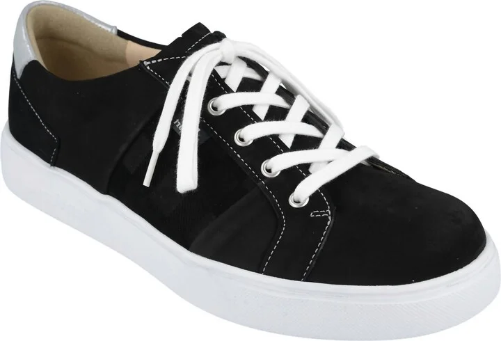 Women Omaha Sneakers In Black