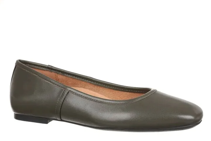 Women Orinda Classic Flat Shoes In Dark Khaki
