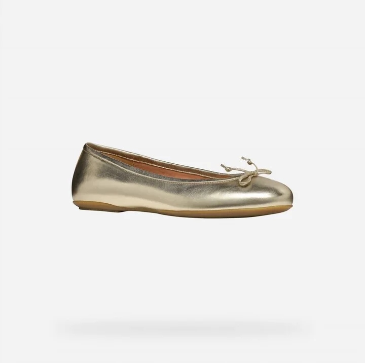 Women Palmaria Flats In Gold