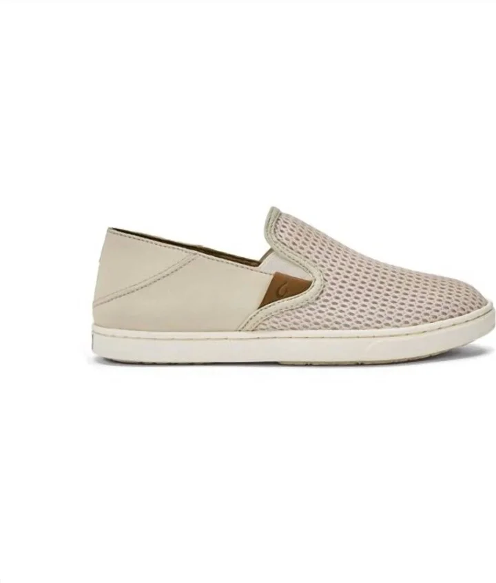 Women Pehuea Slip On Tapa/tapa In Beige