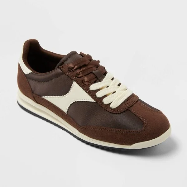 Women’s Skyler Jogger Sneakers with Memory Foam Insole – Universal Thread™ Brown