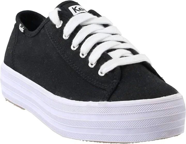 Women Triple Kick Canvas Sneakers In Black/white