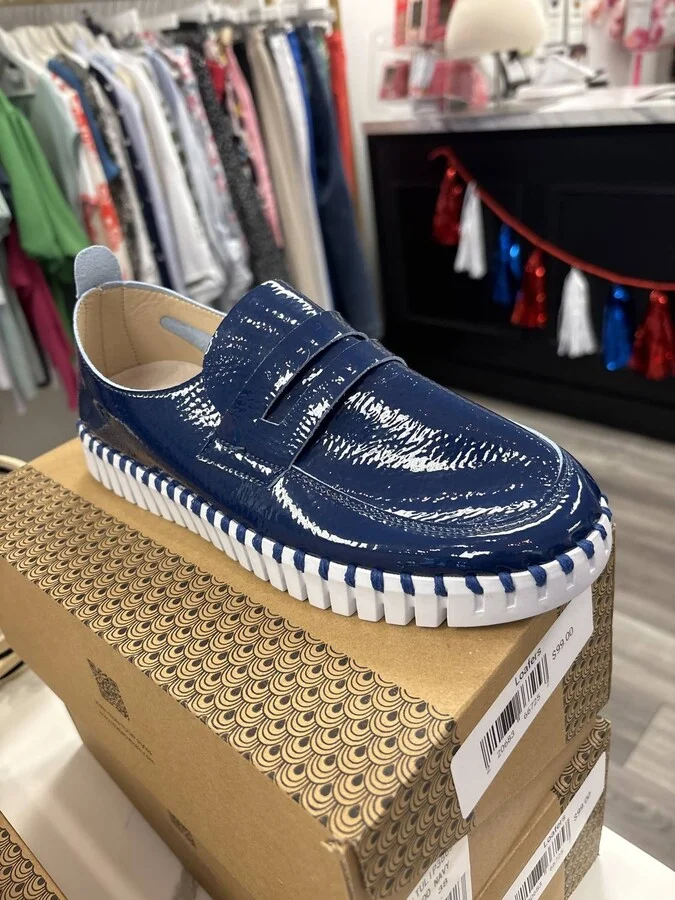 Women Tulip 3865 Loafer In Navy