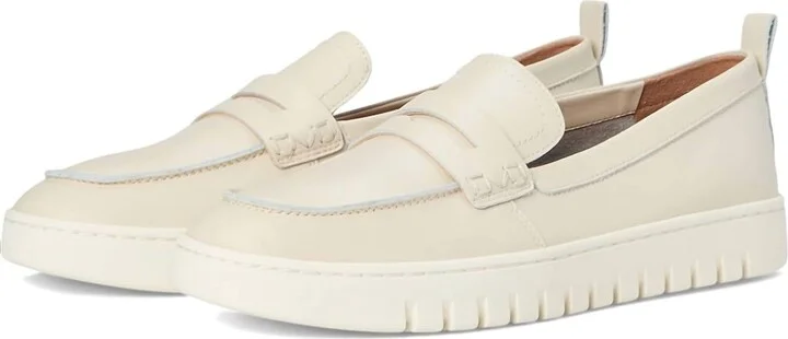 Women Uptown Loafer In Cream