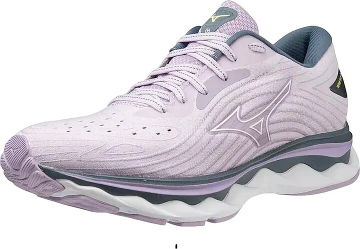 Women Wave Sky 6 Running Shoe In Pastel Lilac/white
