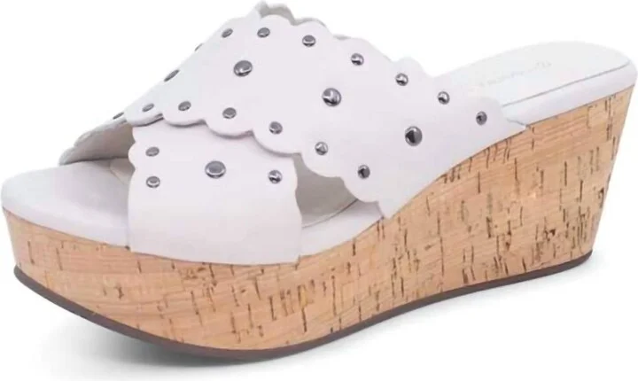 Women Wilbert Platform Wedge In White