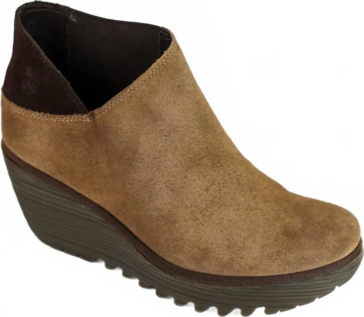 Women Yego Wedge Ankle Bootie In Taupe/expresso