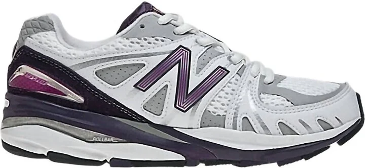 Women's 1540 V1 Sneakers In White/purple