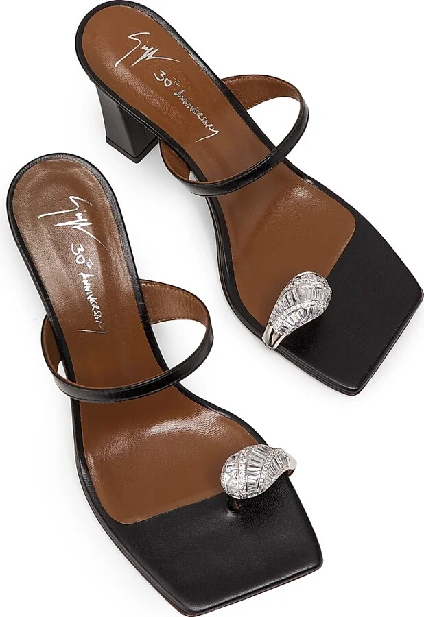Women's 30th Anniversary 90MM Leather Toe Ring Sandals - Nero - Size 5 - Image 4