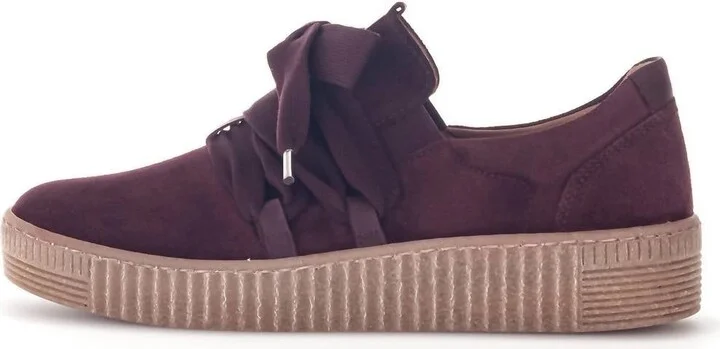 Womens 33.333 Suede Sneaker In Merlot