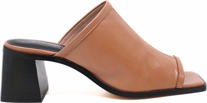 Women's Adelaide Bark Sandal In Brown
