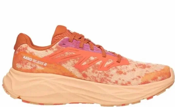 Women's Aero Glide 2 - B Running Shoe In Spirou/peachq/fsalm