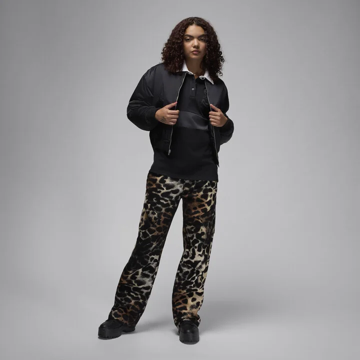 Women's Air Jordan 1 Brooklyn Boots in Black | FJ5737-001 - Image 11