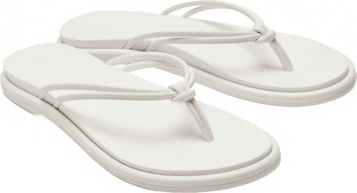 Women's Aka Beach Sandal In White