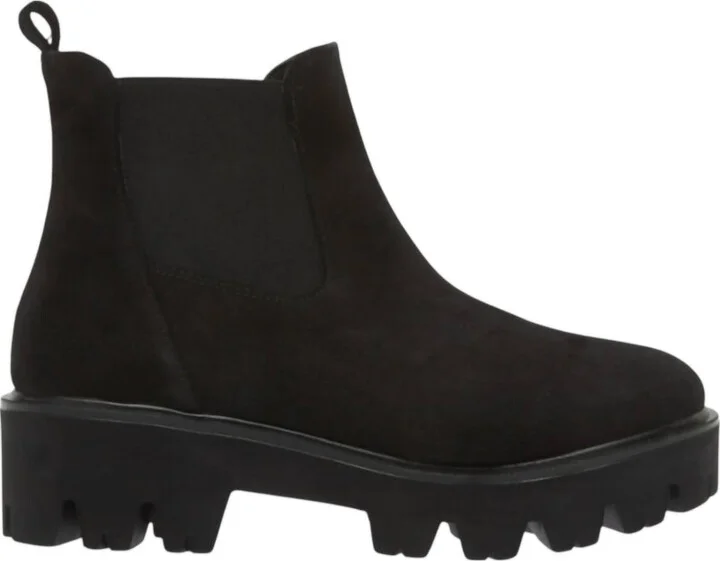 Women's Alicia Lug Chelsea Boots In Camoscio Nero