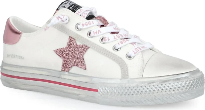 Women's Alive 25 Sneaker In White/pink