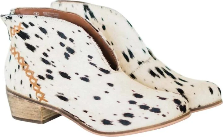 Women's All Roads Bootie In Black And White