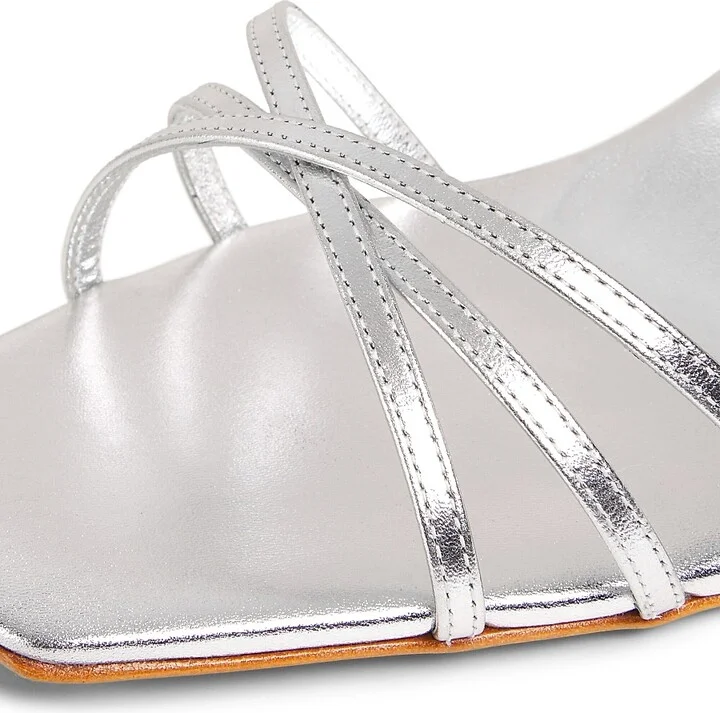 Women's Amelia 100MM Metallic Leather Sandals - Prata - Size 5 - Image 6