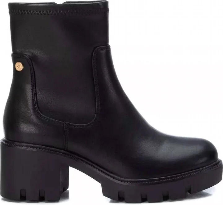 Women's Ankle Booties In Black