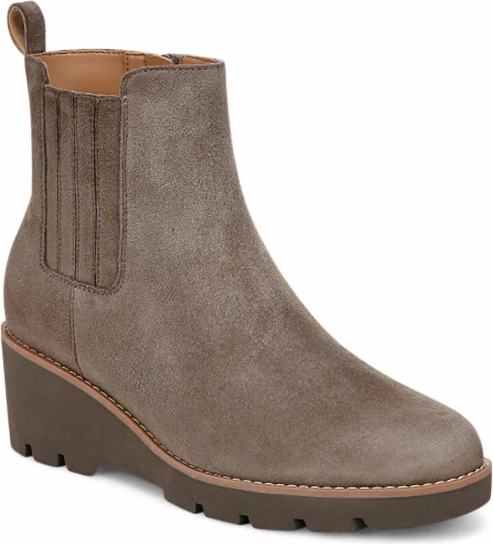 Women's Aria Wedge Ankle Boot In Stone