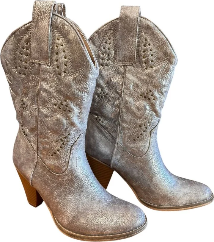 Women's Arienette Boots In Rustic Silver