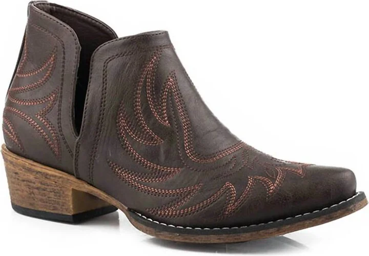 Women's Ava Faux Leather Snip Toe Short Boot In Brown