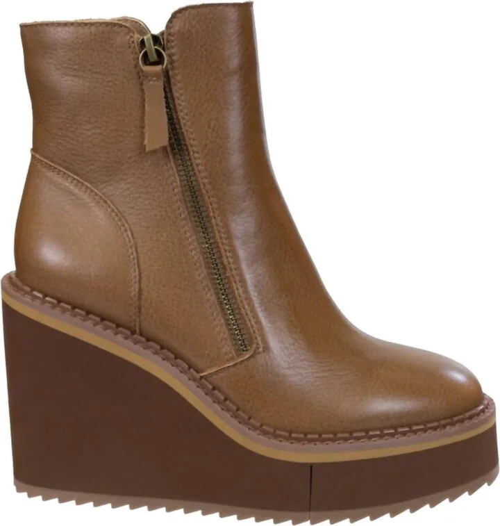 Women's Avail Platform Wedge Ankle Boot In Brown