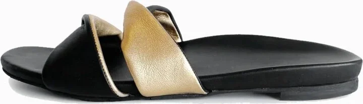 Women's Bego Sandal In Black