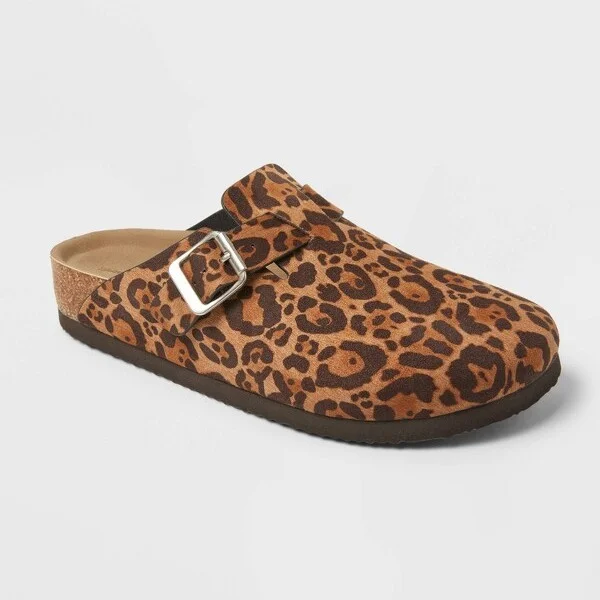 Women's Betsy Clog Mule Flats with Memory Foam Insole - Universal Thread™ : Slip-On, Leopard Spot Pattern