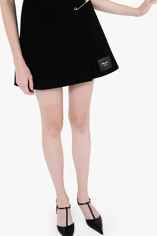 Womens Black Logo-Plaque Patent-Leather Heeled Courts Eur 38/5 Uk Women - Image 2
