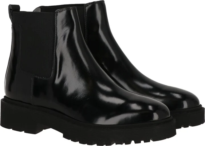 Womens Black Sneaker