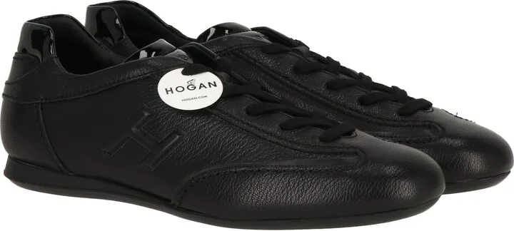 Womens Black Sneaker