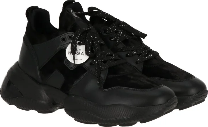 Womens Black Sneaker